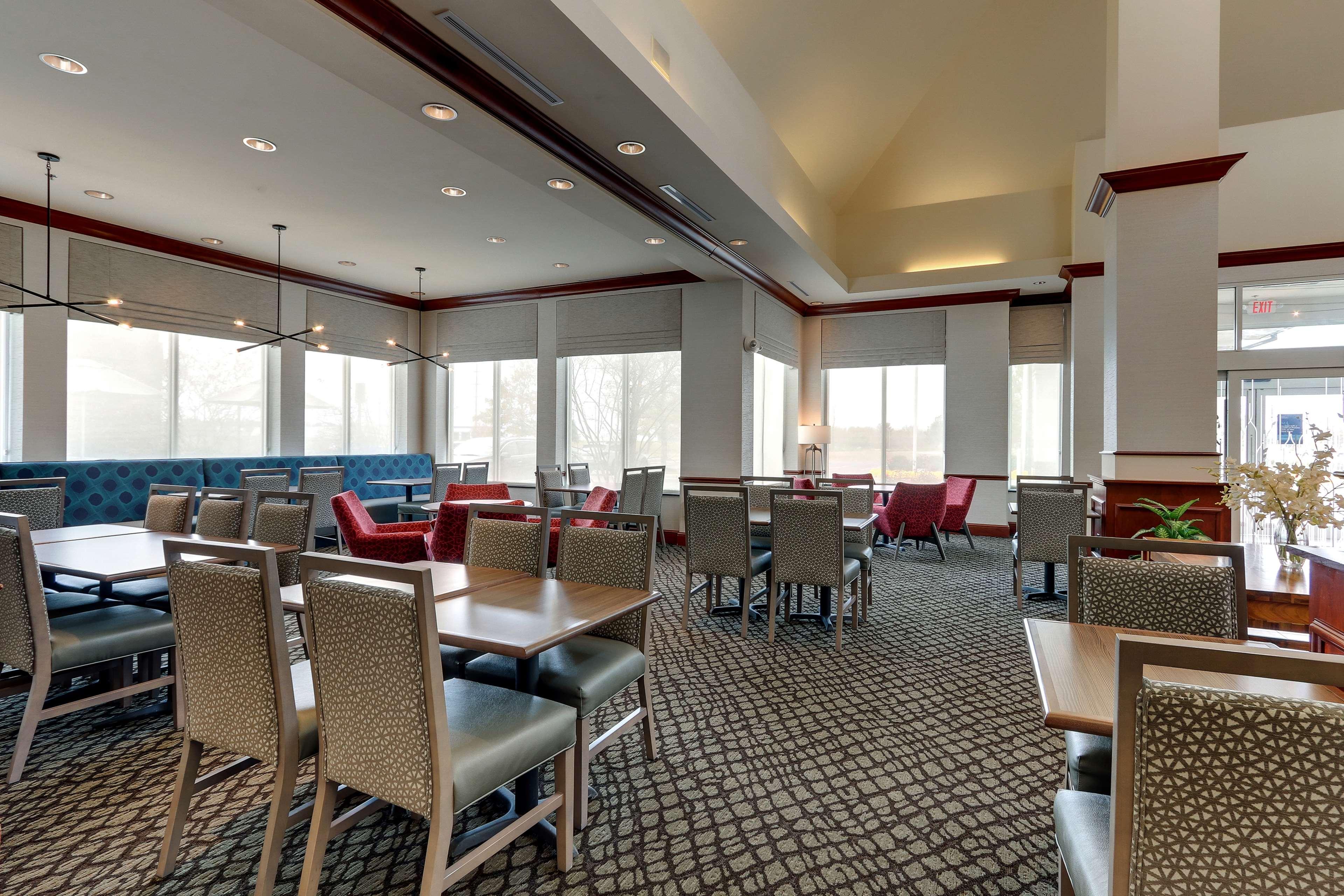 Hilton Garden Inn Indianapolis Airport Plainfield Exterior photo
