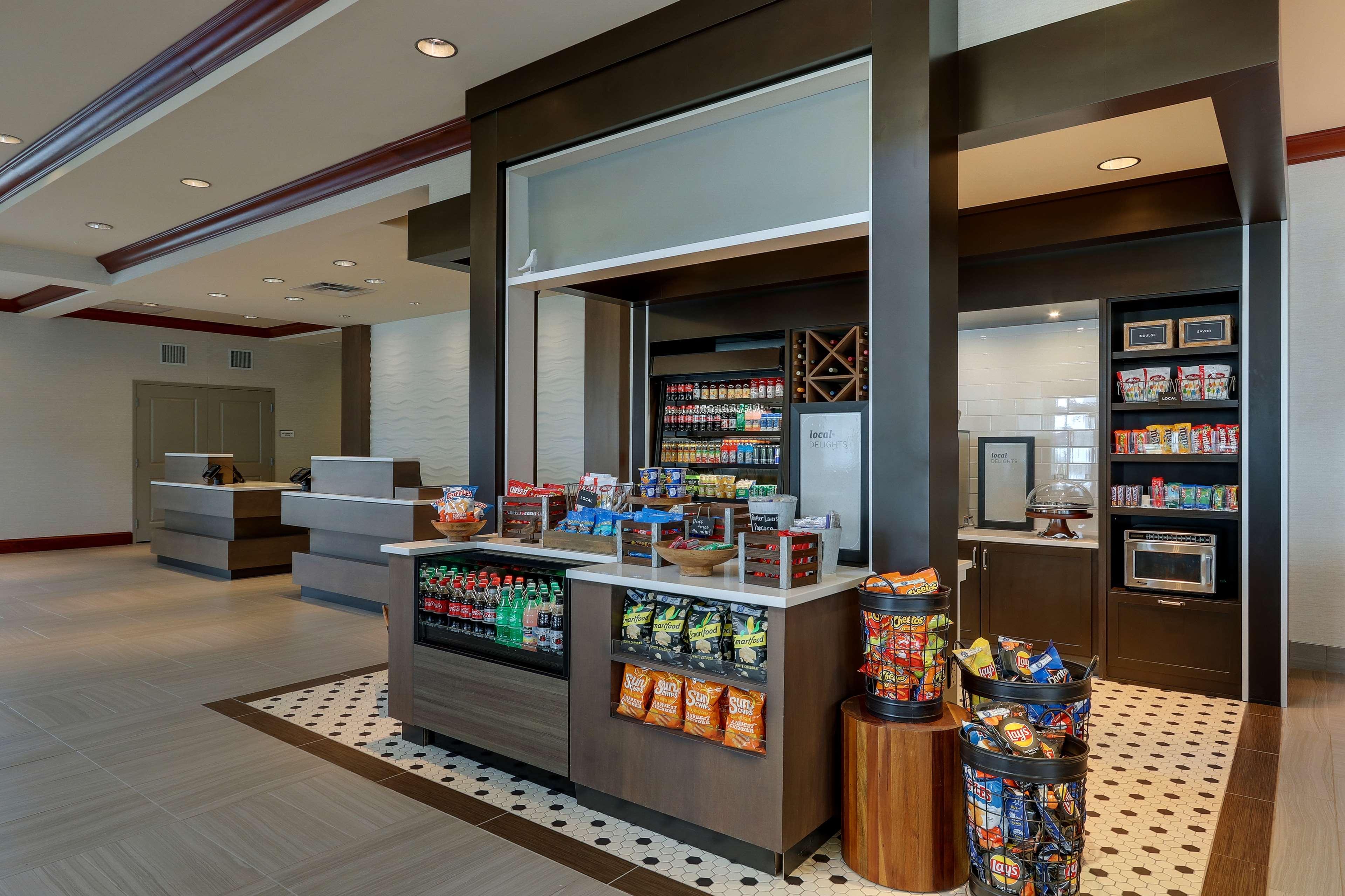 Hilton Garden Inn Indianapolis Airport Plainfield Exterior photo