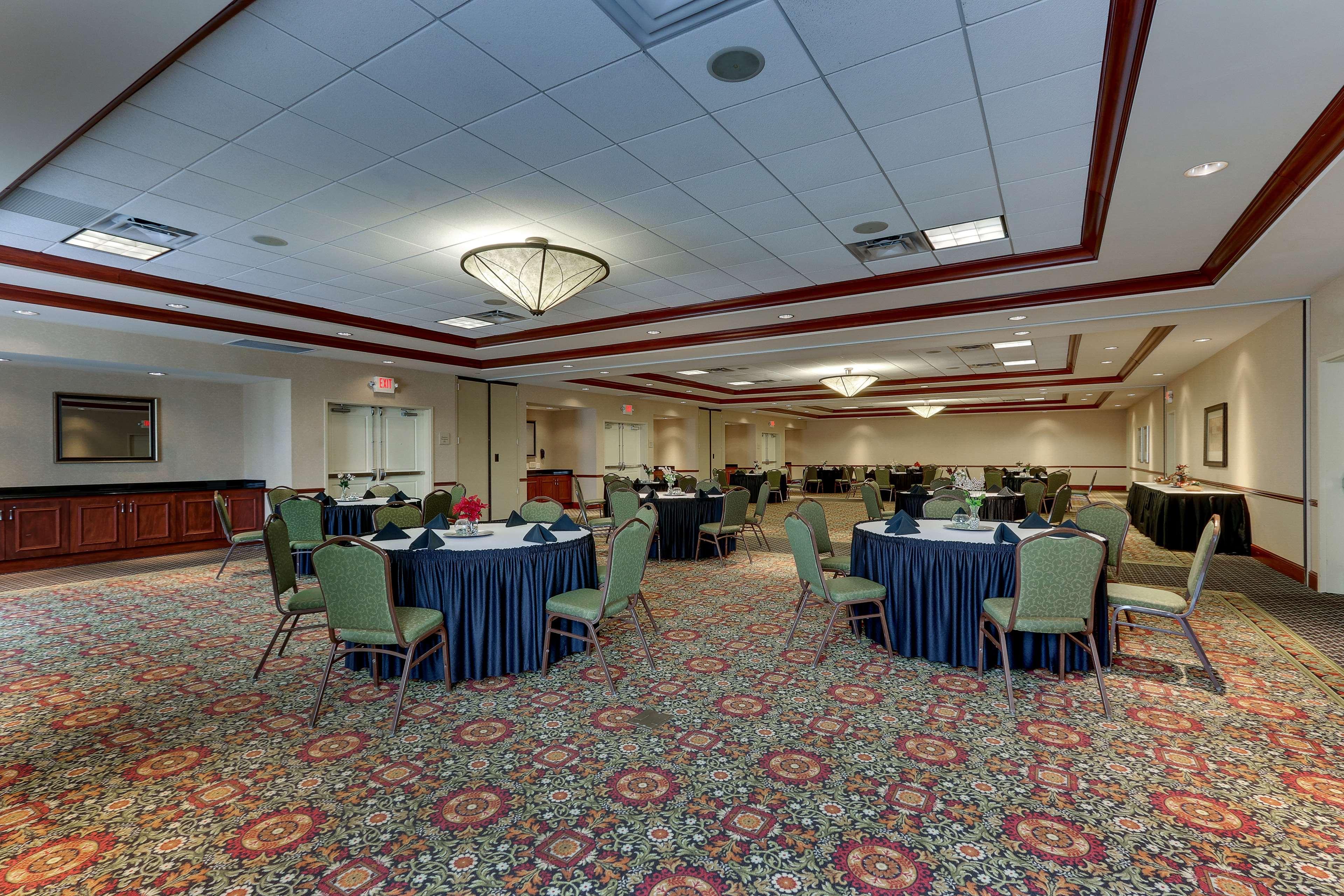 Hilton Garden Inn Indianapolis Airport Plainfield Exterior photo