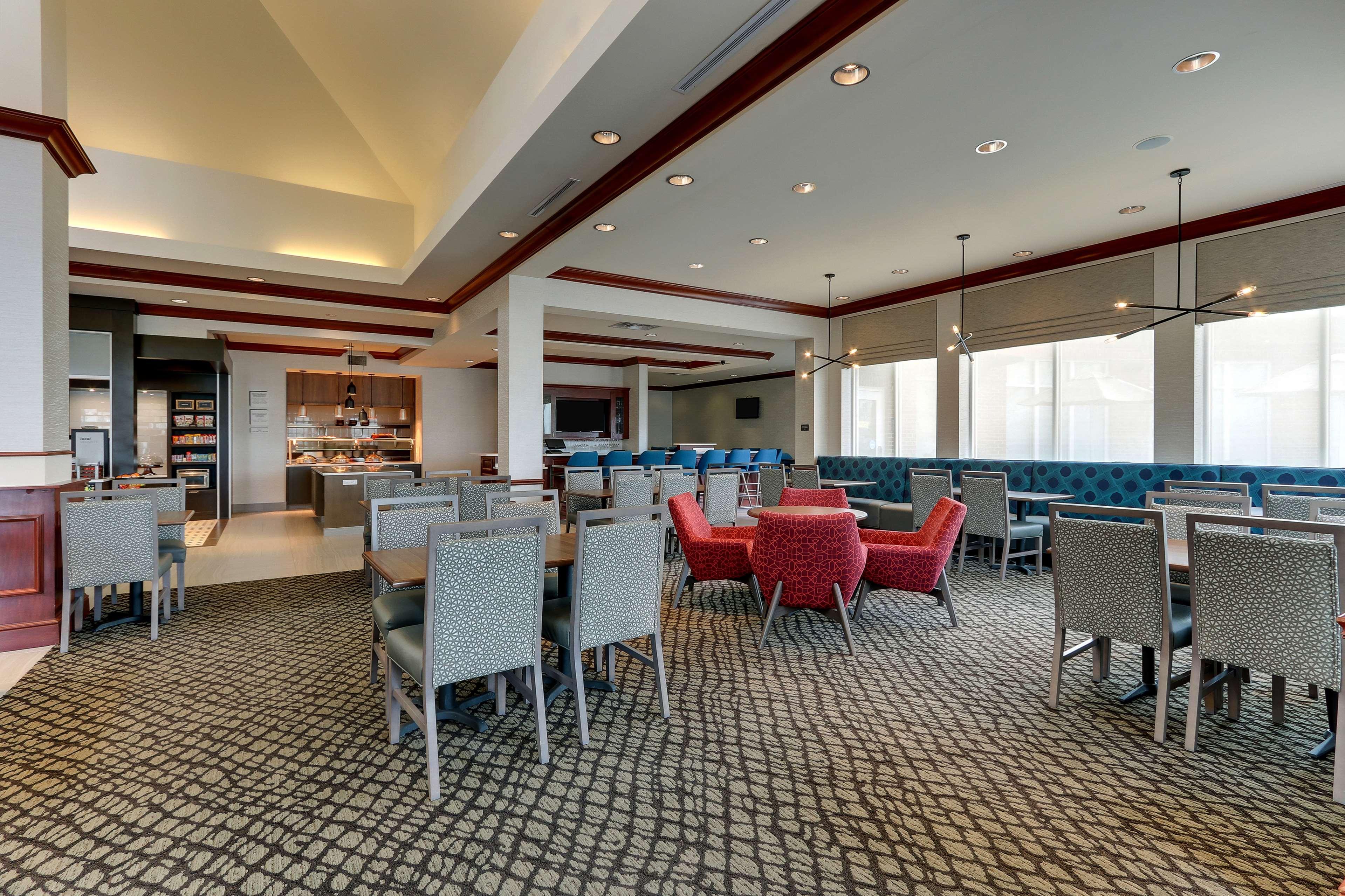 Hilton Garden Inn Indianapolis Airport Plainfield Exterior photo