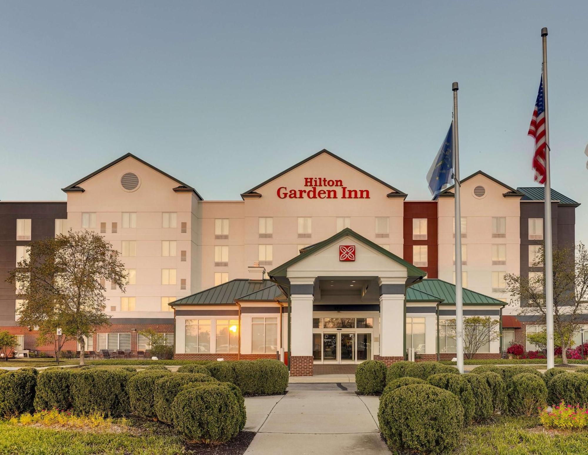 Hilton Garden Inn Indianapolis Airport Plainfield Exterior photo