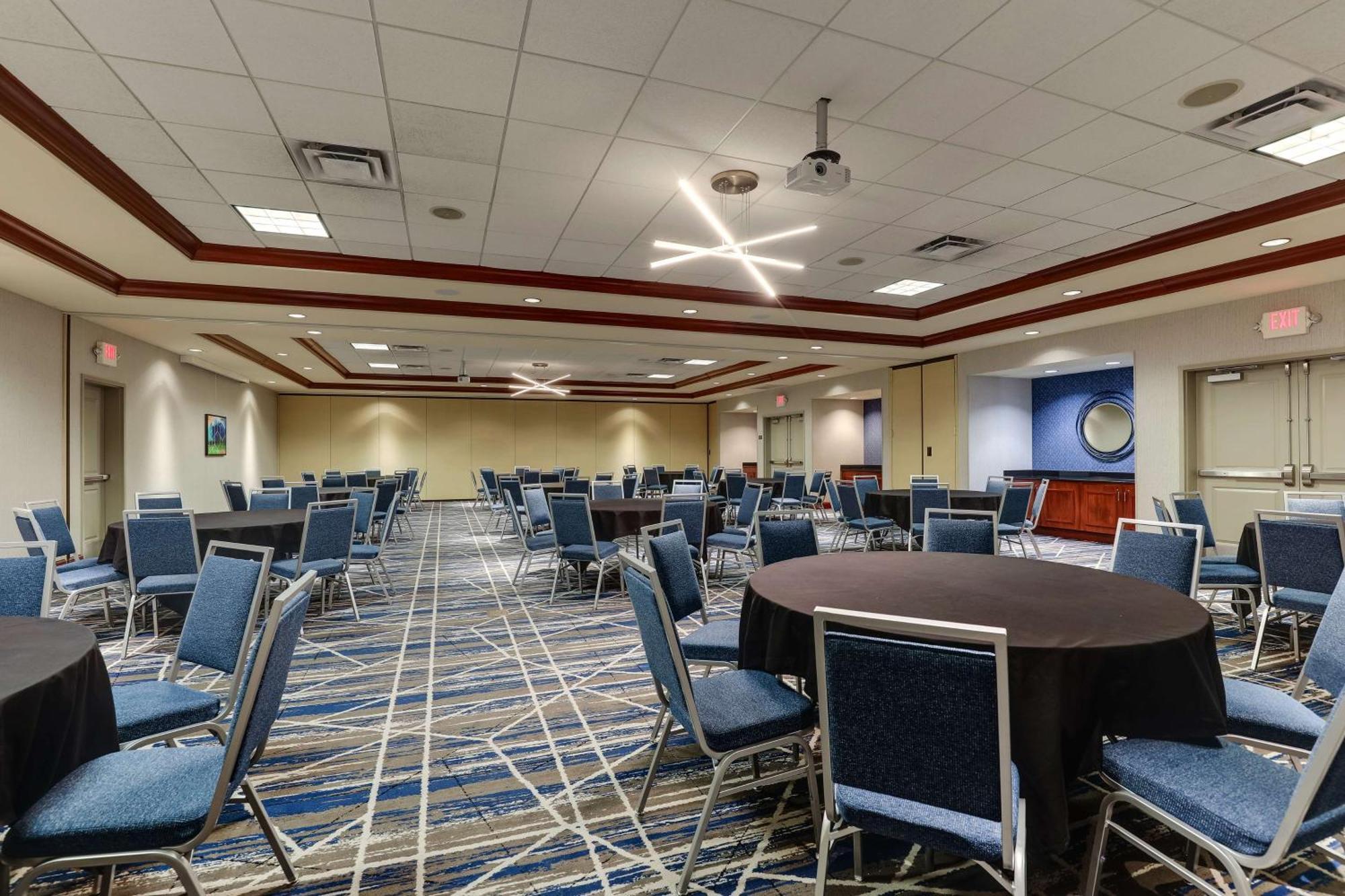 Hilton Garden Inn Indianapolis Airport Plainfield Exterior photo