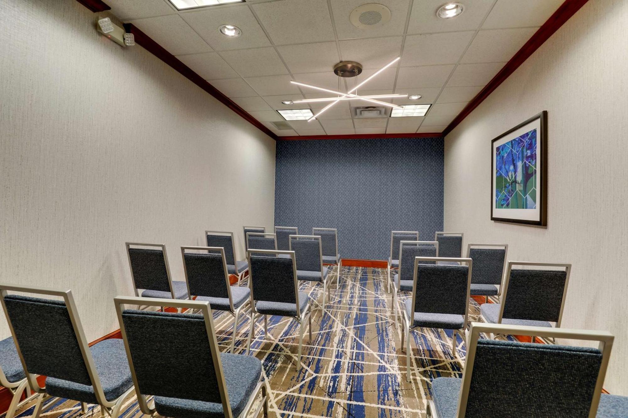 Hilton Garden Inn Indianapolis Airport Plainfield Exterior photo