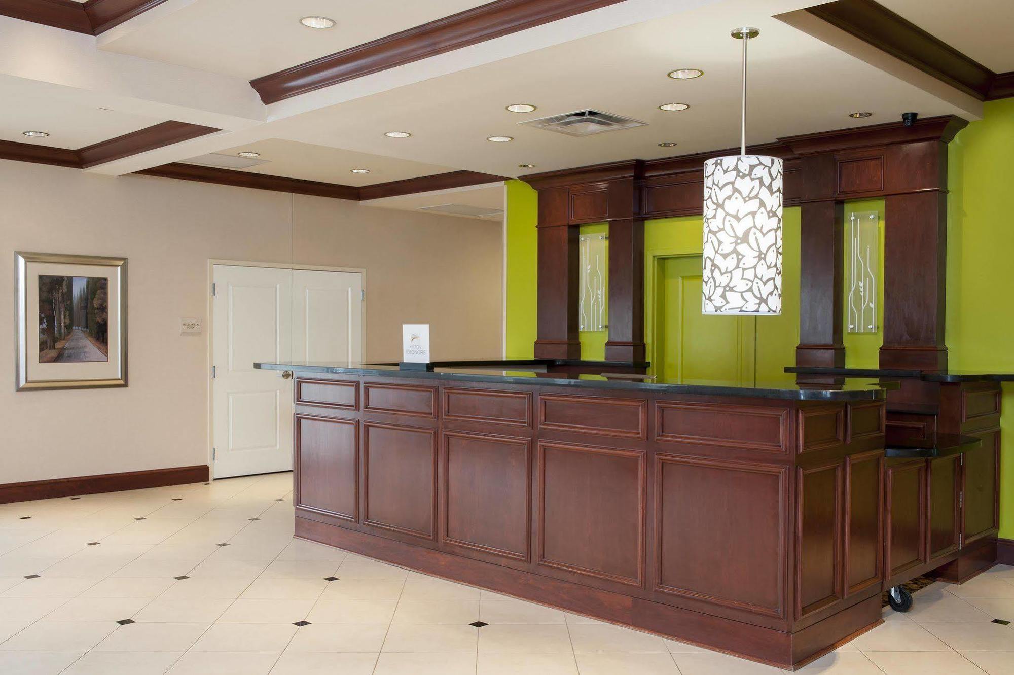 Hilton Garden Inn Indianapolis Airport Plainfield Exterior photo